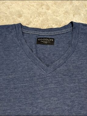 Goodlife Men's V-Neck Sweater in Heather Blue